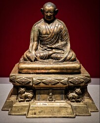 Teacher (Lama): (unidentified, male, monastic)