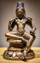 Avalokiteshvara (Bodhisattva & Buddhist Deity)